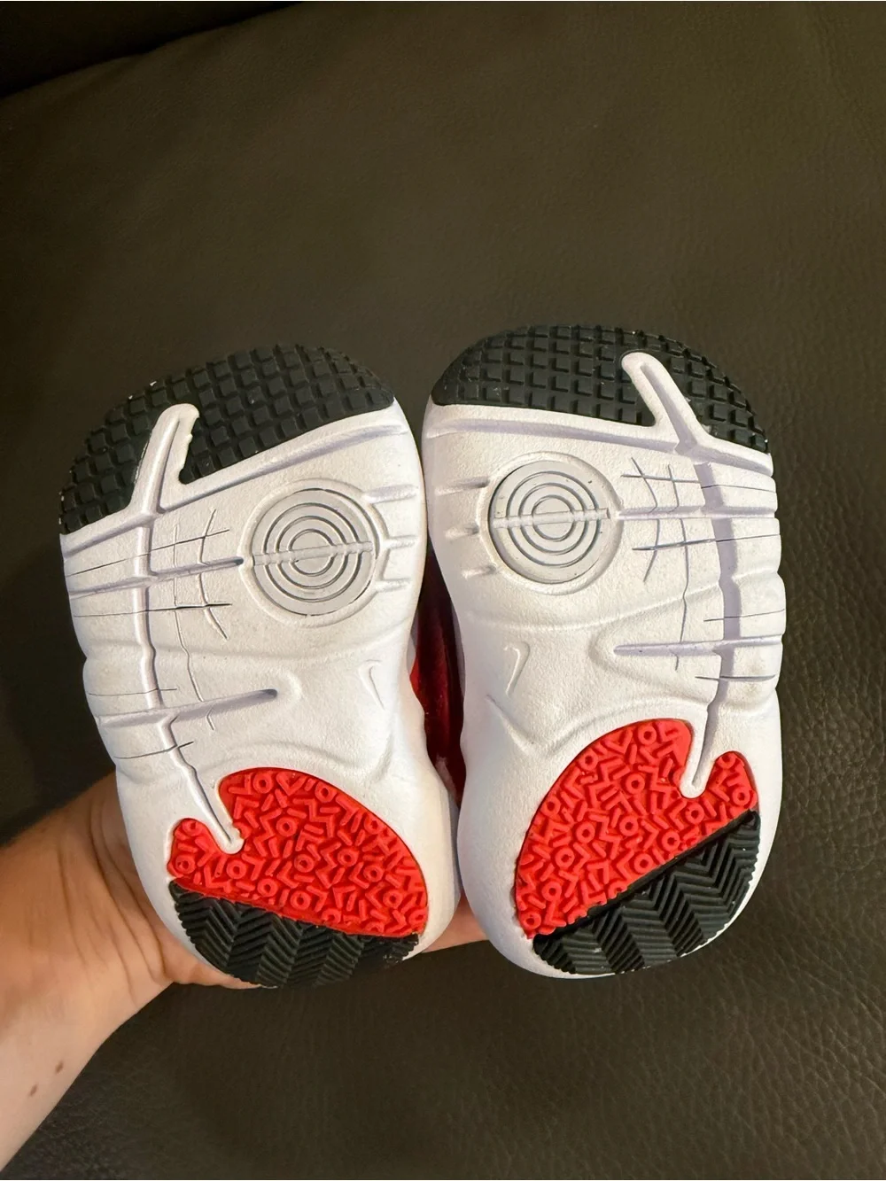 Nike Flex Runner Baby Toddler Red Shoes 2c.